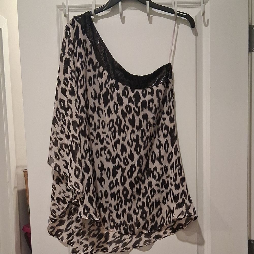 Sofia by Sofia Vergara Leopard Print One-Shoulder Blouse